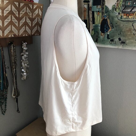 Fabletics Carter Swing Tank Top - Picture 5 of 8